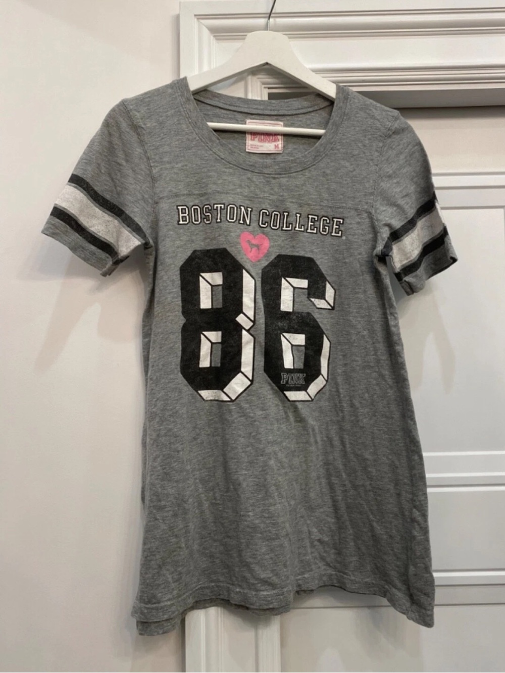 Y2k Early 2000s victoria’s secret pink boston college tee jones & mitchell m